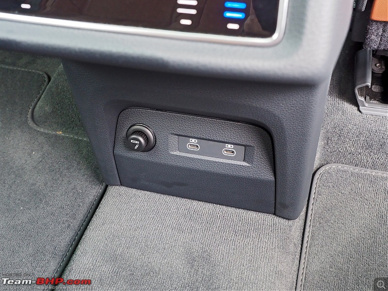 Audi Q8 e-tron Review-2023_audi_q8_etron_05_rear.jpg