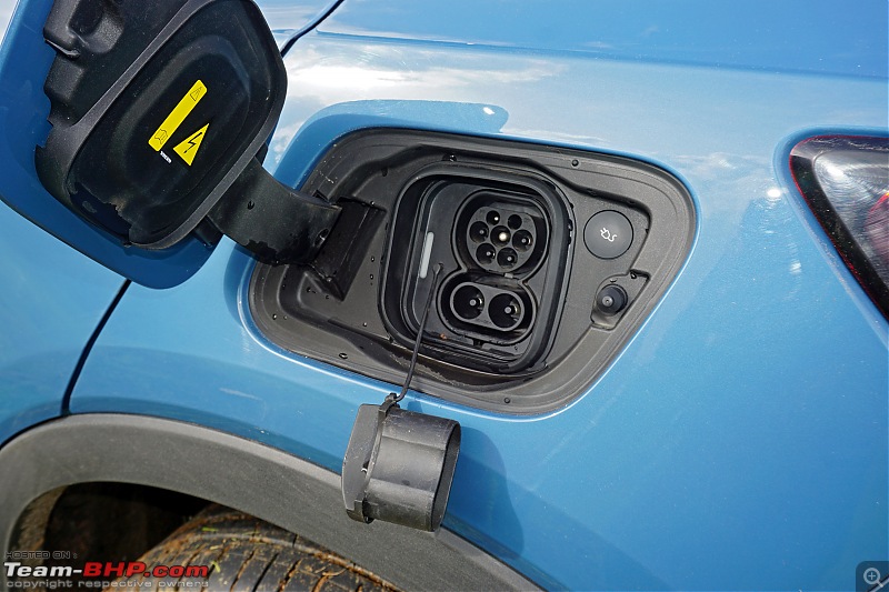 Volvo C40 Recharge Review-2023_volvo_c40_recharge_exterior_17.jpg