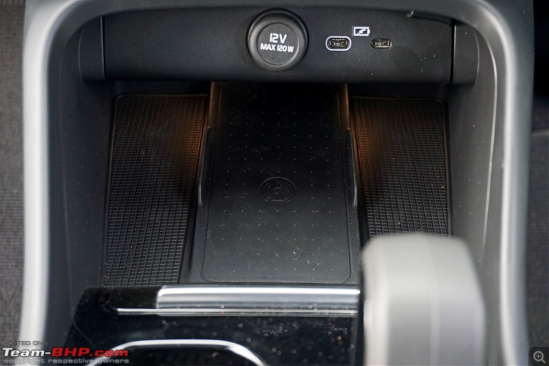 Volvo C40 Recharge Review-2023_volvo_c40_recharge_interior_32.jpg