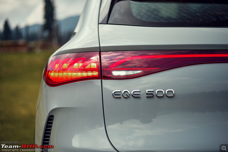 Mercedes-Benz EQE SUV Review-2023_mercedes_eqe_suv_exterior_26.jpg