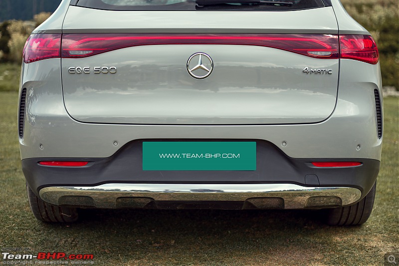 Mercedes-Benz EQE SUV Review-2023_mercedes_eqe_suv_exterior_27.jpg