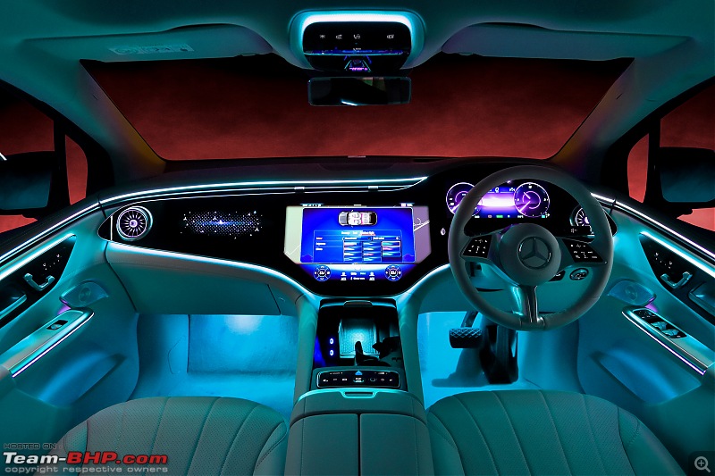 Mercedes-Benz EQE SUV Review-2023_mercedes_eqe_suv_interior_03.jpg