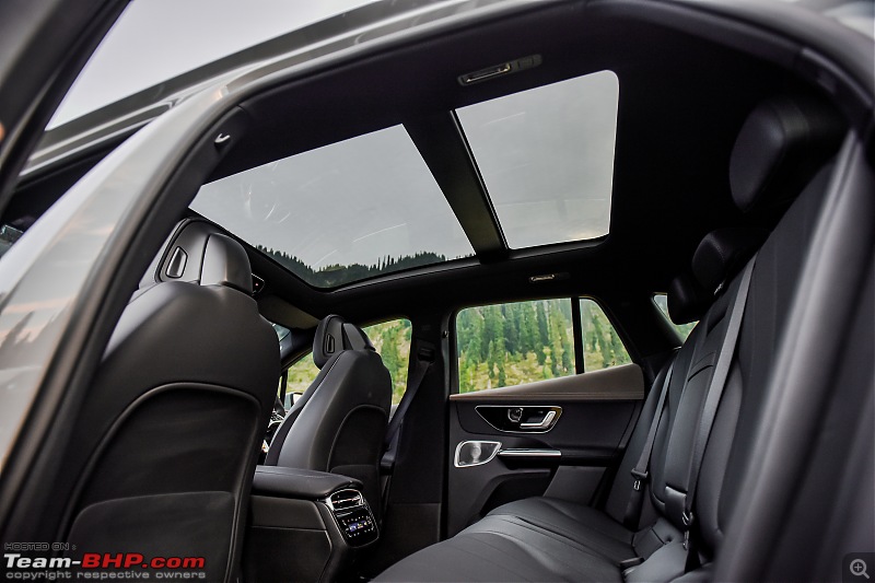 Mercedes-Benz EQE SUV Review-2023_mercedes_eqe_suv_interior_33.jpg