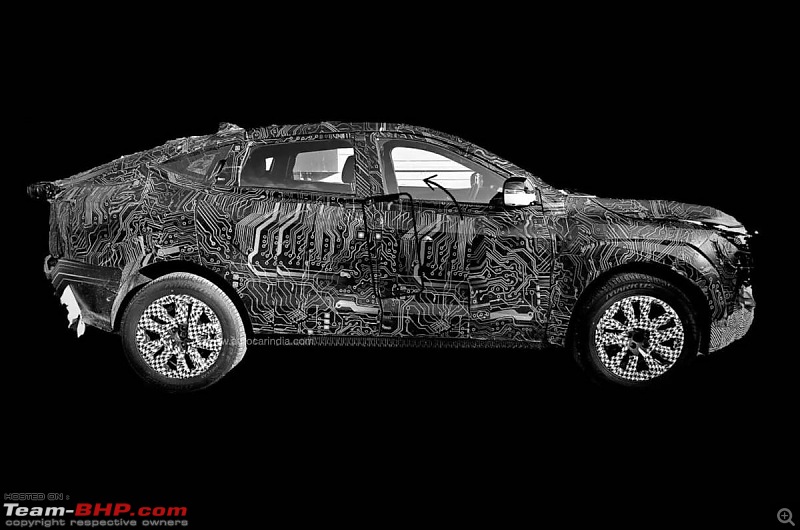 Mahindra to launch 8 electric SUVs by 2027-mahindraxuv.09sidespied.jpeg