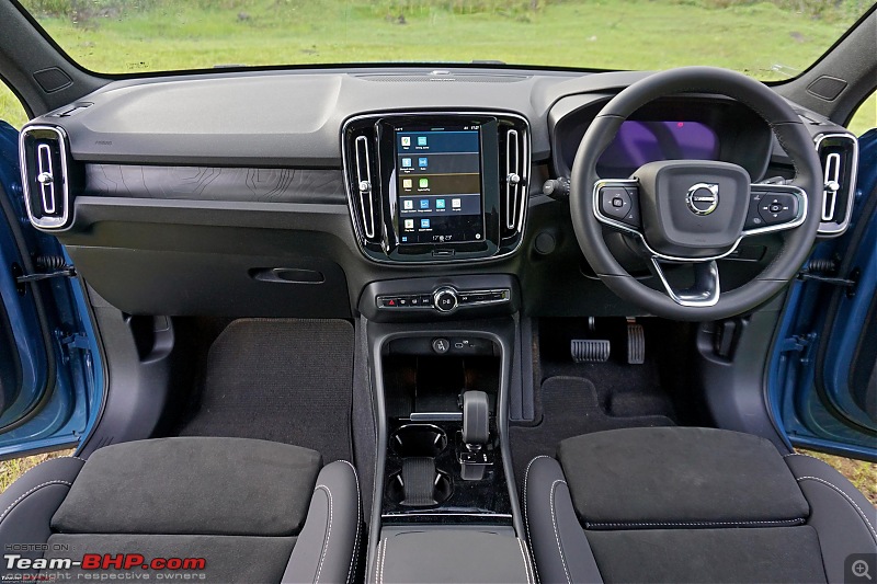Comparison : EVs priced between Rs. 50 lakhs - Rs. 1.3 crores-2023_volvo_c40_recharge_interior_01.jpg