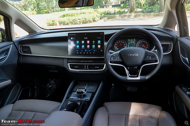 2024 BYD eMax 7 Review-2024_byd_emax7_ev_interior_01.jpg