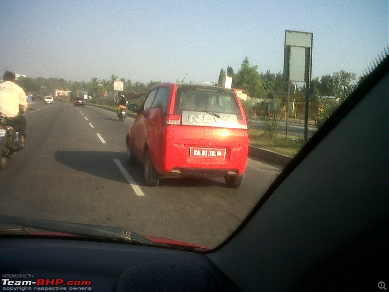 Scoop PICS : Maini Reva NXR caught testing in Bangalore!-img01010201101060900.jpg