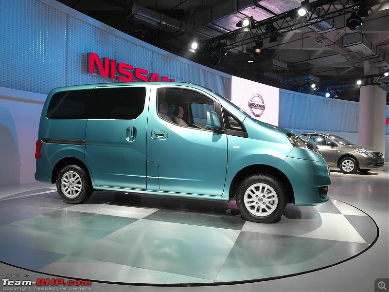 Nissan (including Leaf) @ Auto Expo 2012-sam_0106.jpg