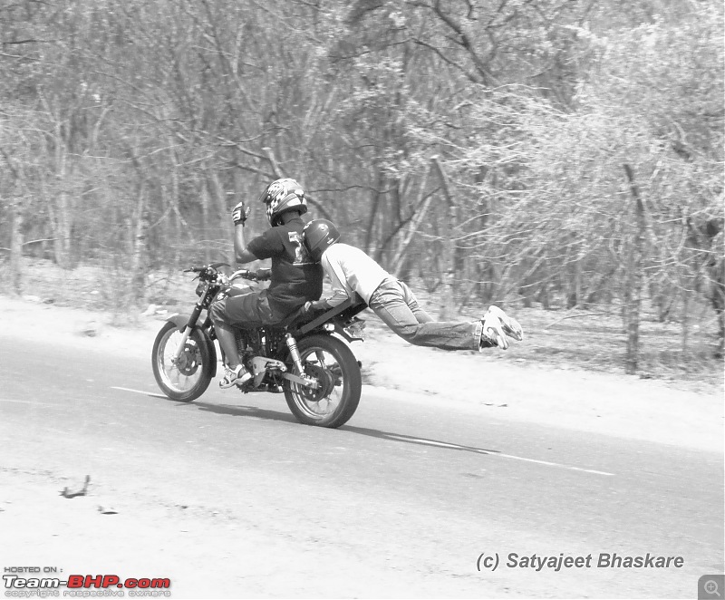 The Auto-Image thread-2007_0408satyajeet0063bw.jpg