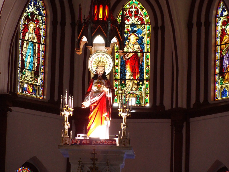 The Official non-auto Image thread-day-2-stained-glass-jesus-sacred-heart-church.jpg