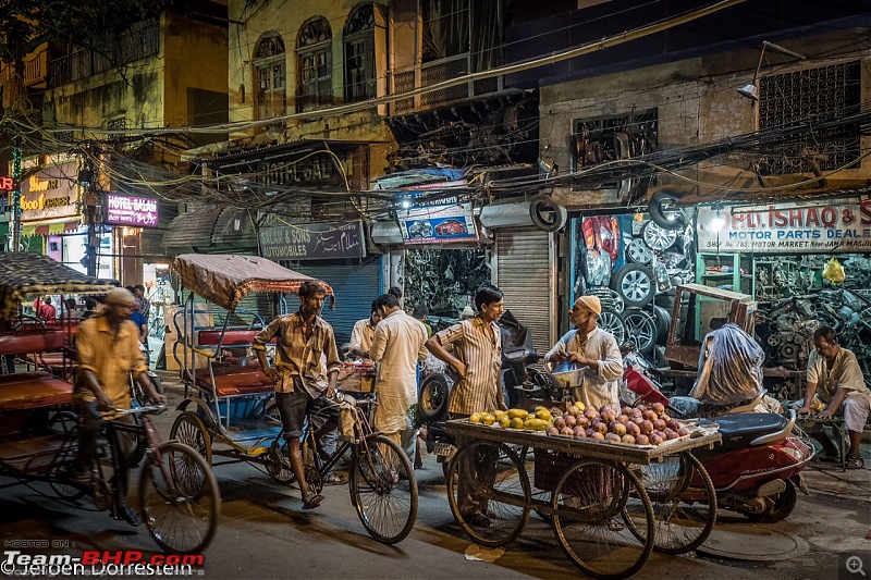 Mirrorless or EVIL Cameras-chandni-chowk.jpg