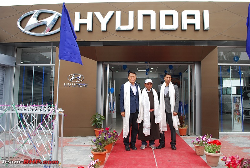 Hyundai opens its highest dealership at Leh-hyundai.jpg