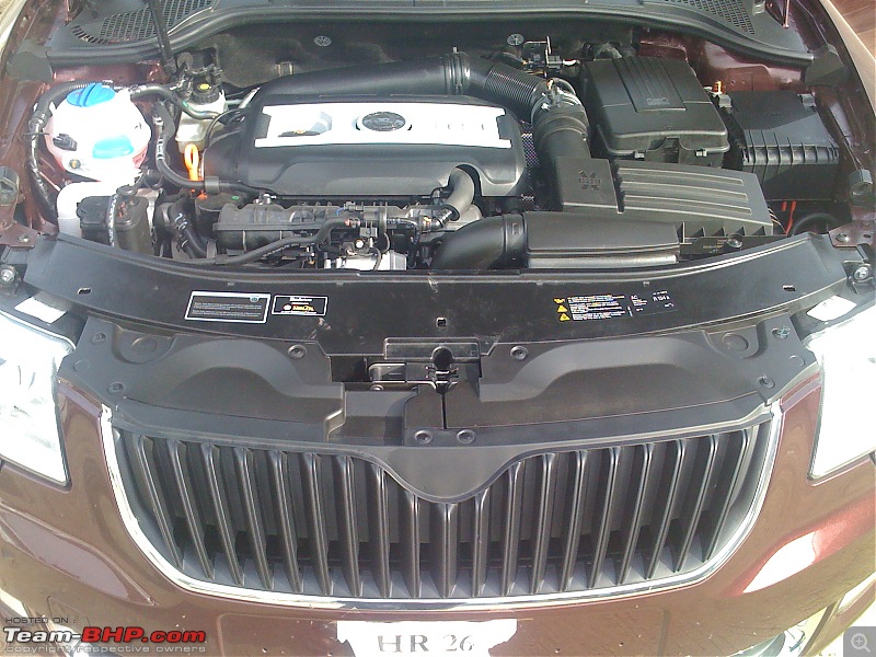 SCOOP : New Skoda Superb Caught testing in Bangalore. PICS on Pg. 2,5-img_0047.jpg