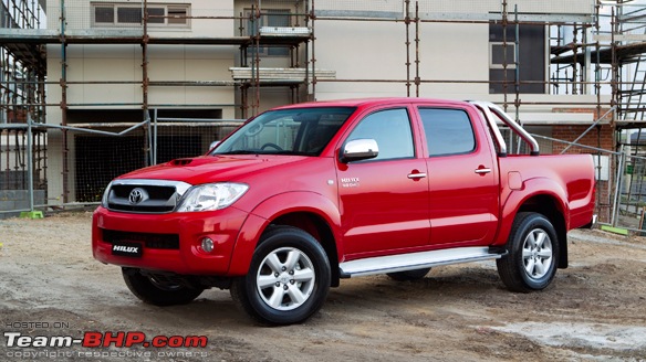 SCOOP Pics! Chinese Foton Tunland (Pick-Up) spotted testing near Pune-toyota_hilux_sr5_4x4_dual_cab.jpg