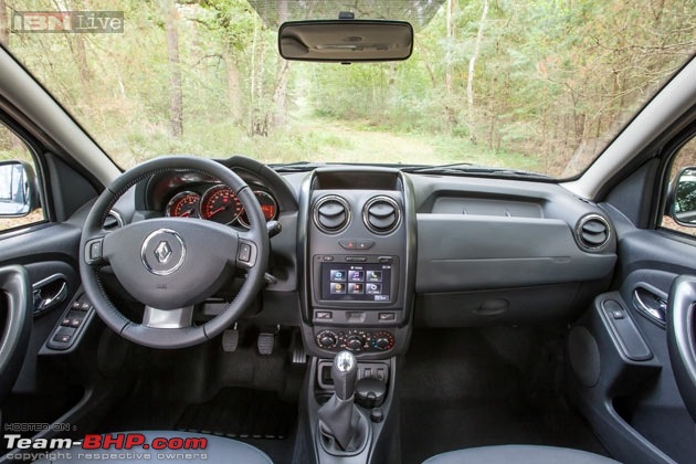 Official: Renault Duster Facelift revealed, images inside