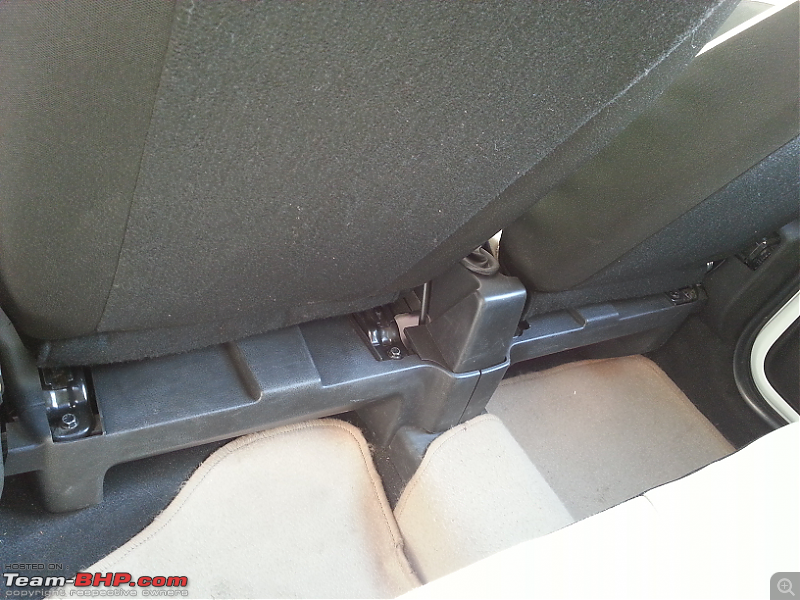 Tata Nano CNG-rearseat-view-cng-module.png