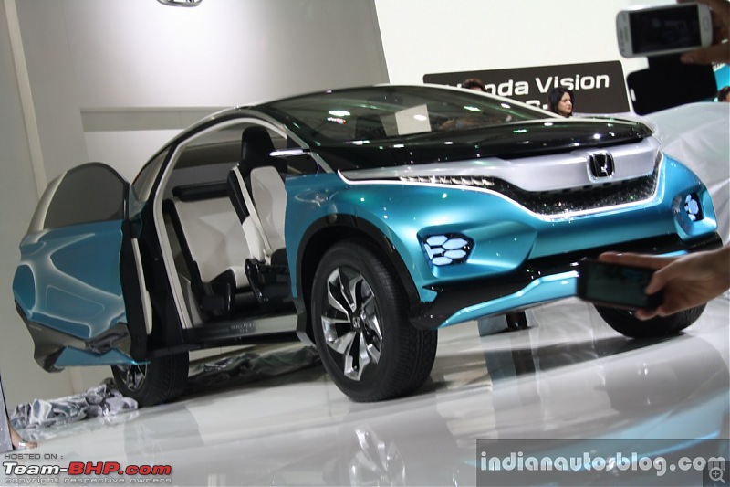 Honda to develop Brio-based compact SUV-hondavisionxs1crossoverconceptdoorsopenlive.jpg