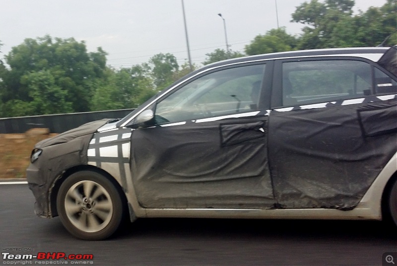 SCOOP Pics! 2014 Hyundai i20 spotted testing in India *UPDATE* Now launched @ 4.89L-20140725_071350.jpg