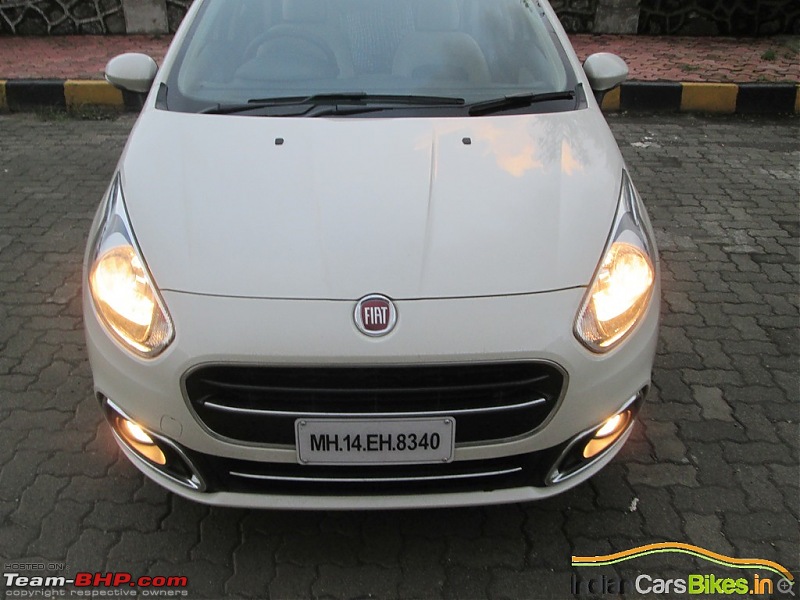 2014 Fiat Punto Evo : A Close Look-2014fiatpuntoevopetrol1.4whiteheadlampon.jpg