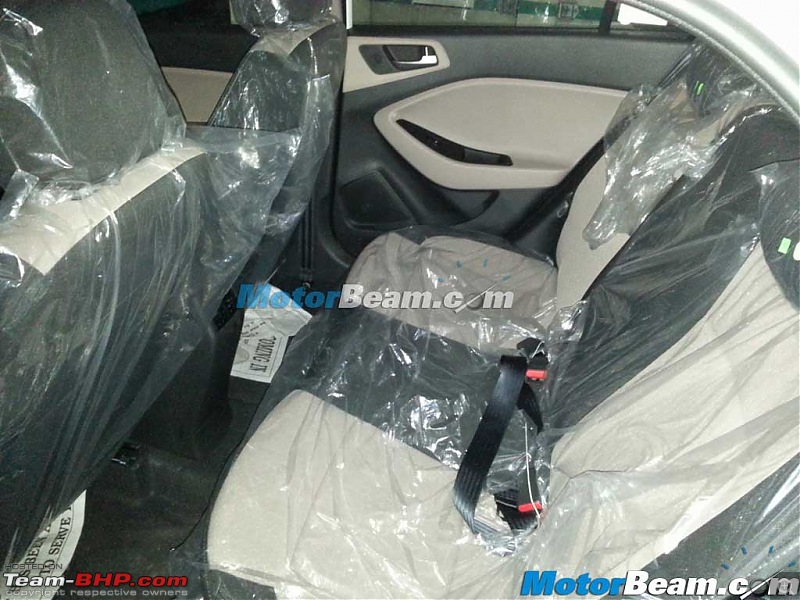 SCOOP Pics! 2014 Hyundai i20 spotted testing in India *UPDATE* Now launched @ 4.89L-2015hyundaielitei20spyshotrearseat.jpg