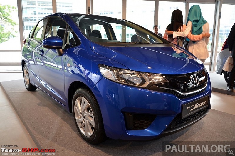 The 2015 Honda Jazz (3rd-gen)-hondajazzmalaysiablue2850x563.jpg