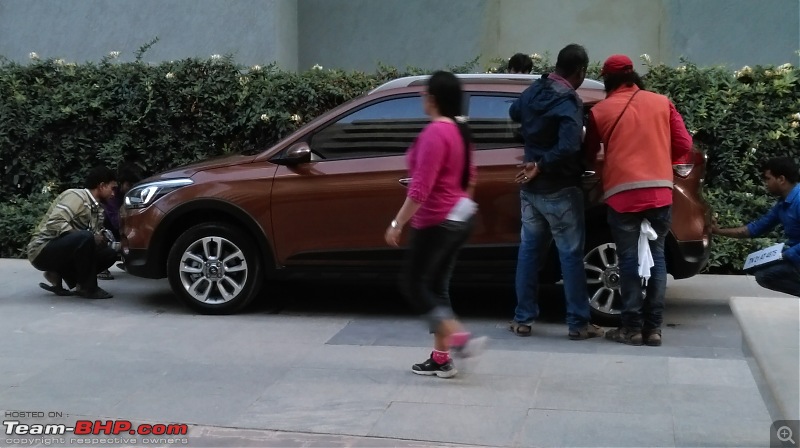 Scoop! Hyundai testing i20 Cross-imag2075.jpg