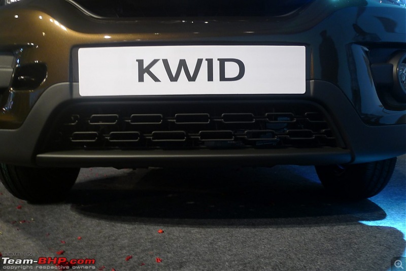 Renault's Kwid entry level hatchback unveiled EDIT: Now launched at Rs. 2.57 lakhs!-renaultkwid12.jpg