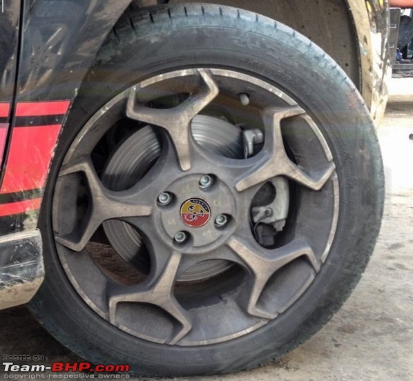 Scoop - Fiat Punto Evo T-Jet coming up!-abarth-punto-tyres.jpg