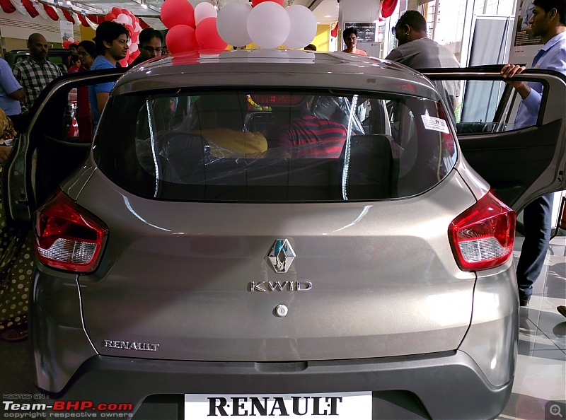 Renault's Kwid entry level hatchback unveiled EDIT: Now launched at Rs. 2.57 lakhs!-kwid3.jpg