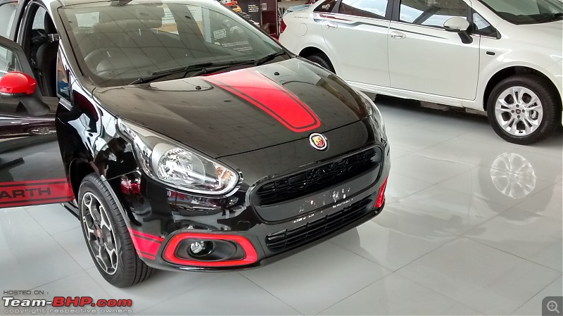 A Close Look: Fiat Punto Abarth. EDIT: Now launched at Rs. 9.95 lakhs!-img_20151022_114758440_hdr.jpg