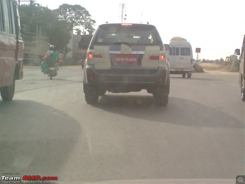 Spotted Toyota Fortuner. PICS on Pg. 5 & 19. EDIT : Launch on 24th August!-13062009110.jpg