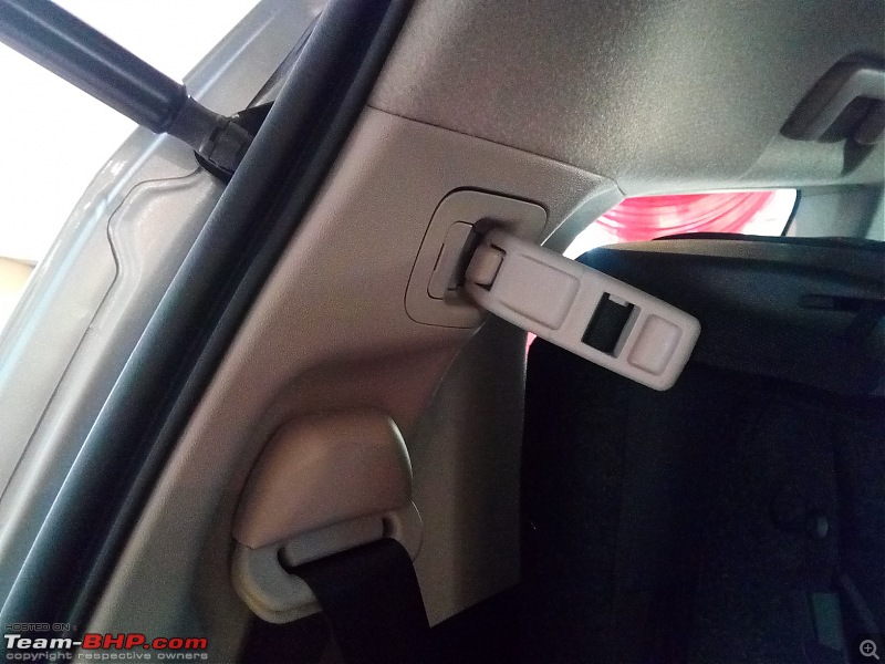 Toyota Innova Crysta @ Auto Expo 2016-seat-lock.jpg