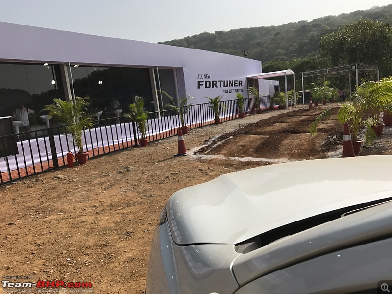 Scoop! Next-gen Toyota Fortuner spotted. EDIT: Preview on page 14-imageuploadedbyteambhp1478933246.984487.jpg