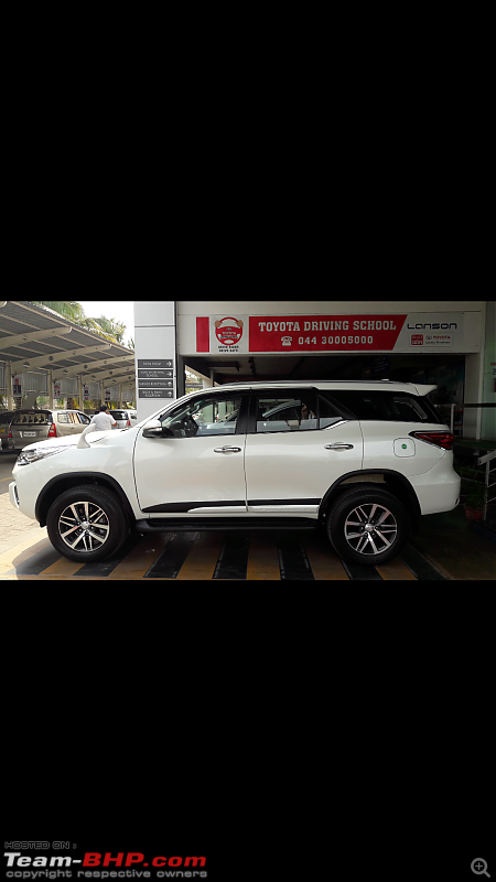 Scoop! Next-gen Toyota Fortuner spotted. EDIT: Preview on page 14-screenshot_20170113205501.png