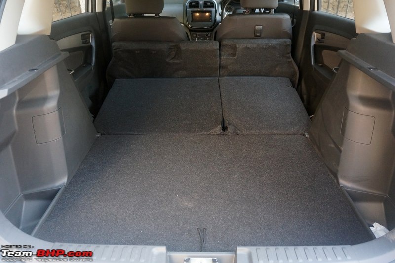 Cars with seats folding down into a flat cargo area-marutivitarabrezza25.jpg