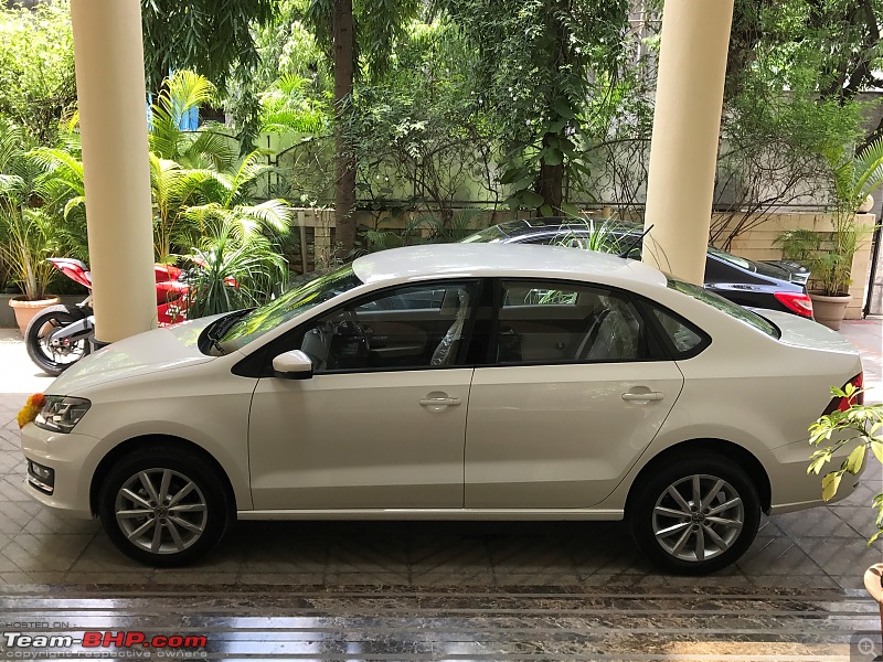 Volkswagen Vento Highline Plus launched - LED headlamps, LED DRLs and reversing camera-sideview.jpg