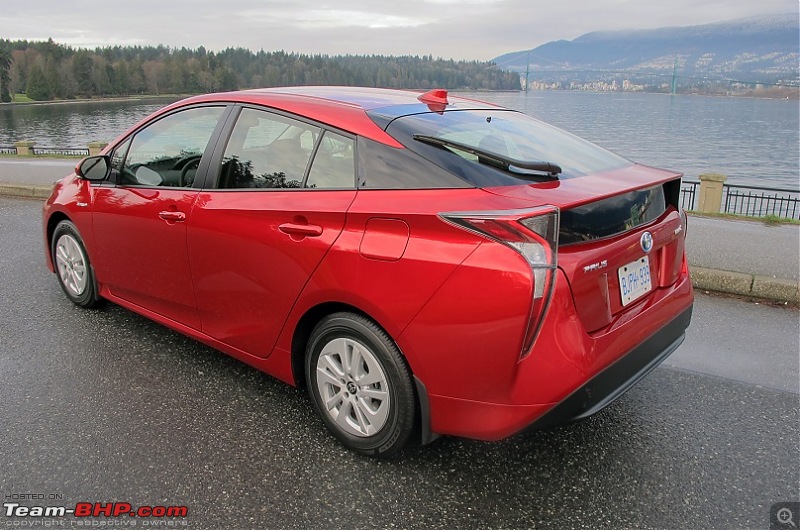Government not interested in promoting hybrid cars, says Minister for Power-toyotaprius2016rear.jpg