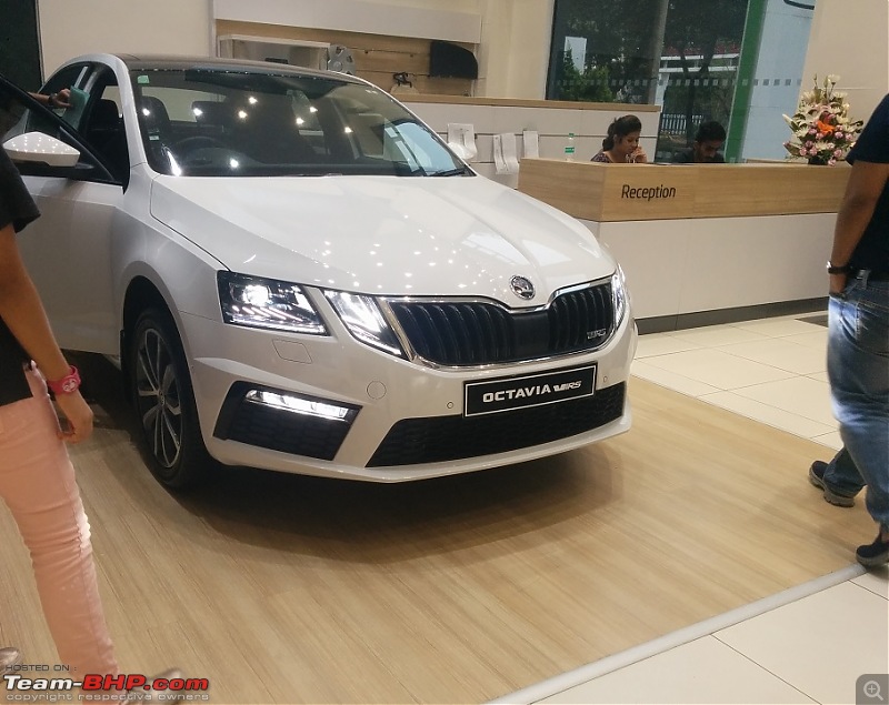 Scoop! Skoda Octavia vRS spotted in Mumbai. EDIT: Launched at 24.62 lakhs-img_20170903_164040.jpg