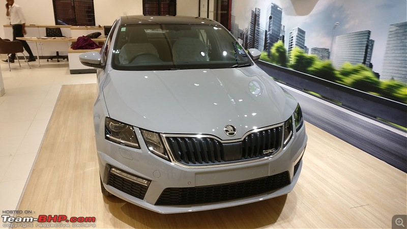 Scoop! Skoda Octavia vRS spotted in Mumbai. EDIT: Launched at 24.62 lakhs-img20170913wa00141.jpg