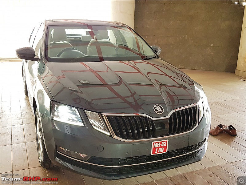 A close look: The 2017 Skoda Octavia Facelift with hands-free parking-octavia-front.jpg