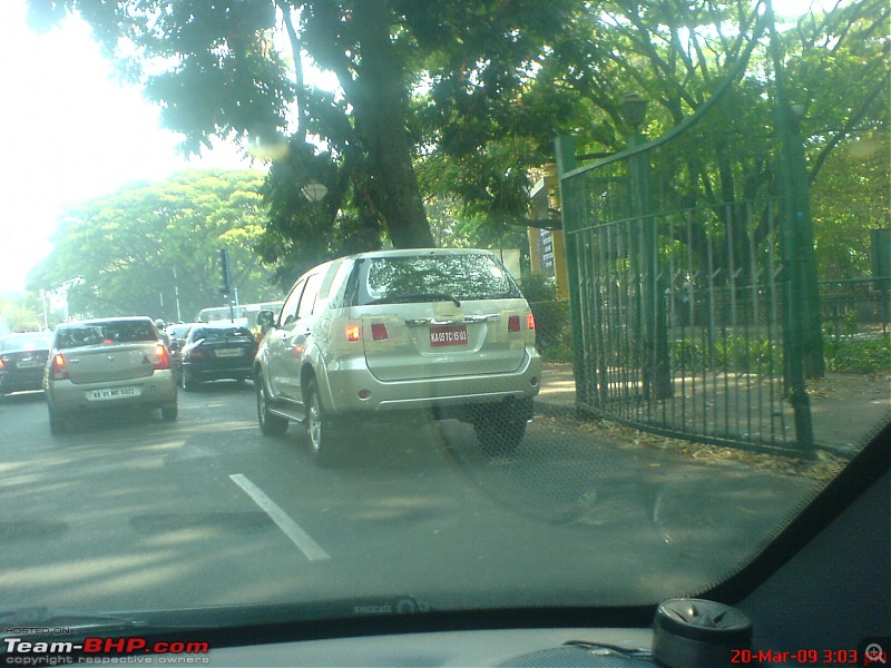 Spotted Toyota Fortuner. PICS on Pg. 5 & 19. EDIT : Launch on 24th August!-dsc00884.jpg