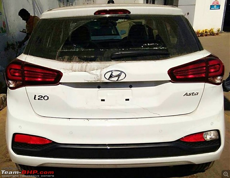 Hyundai Elite i20 Facelift, now launched at Rs 5.35 lakhs-1.jpg