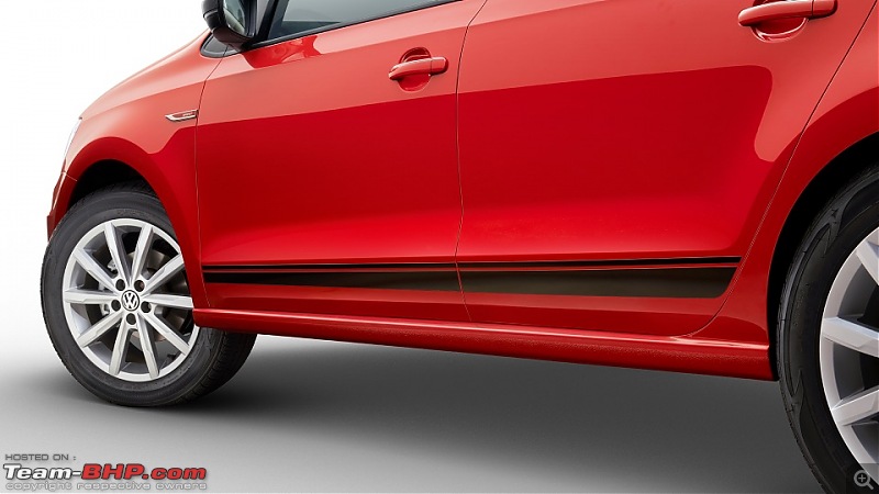 2015 Volkswagen Vento Facelift : A Close Look-vwventosportsidefoil.jpg
