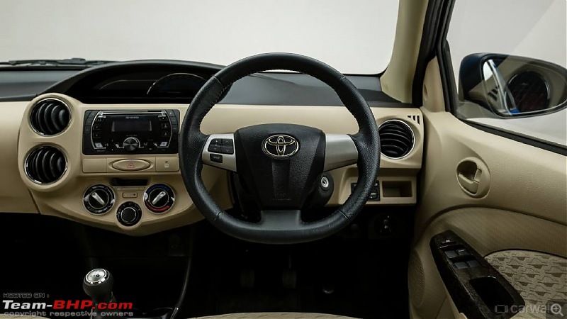 The best stock steering wheel among Indian cars-toyotaetioslivainterior101707.jpg