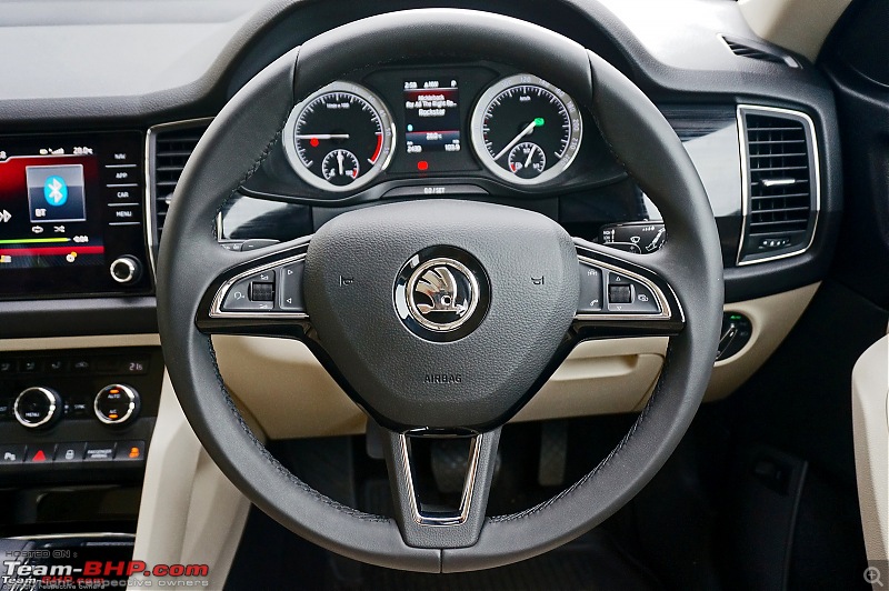The best stock steering wheel among Indian cars-2017skodakodiaq05.jpg