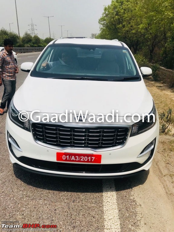 Kia Grand Carnival MPV coming in 2020. Edit: Launched @ 24.95 lakhs-kiagrandcarnivalmpvinnovacrystarivalspiedinindia.jpg