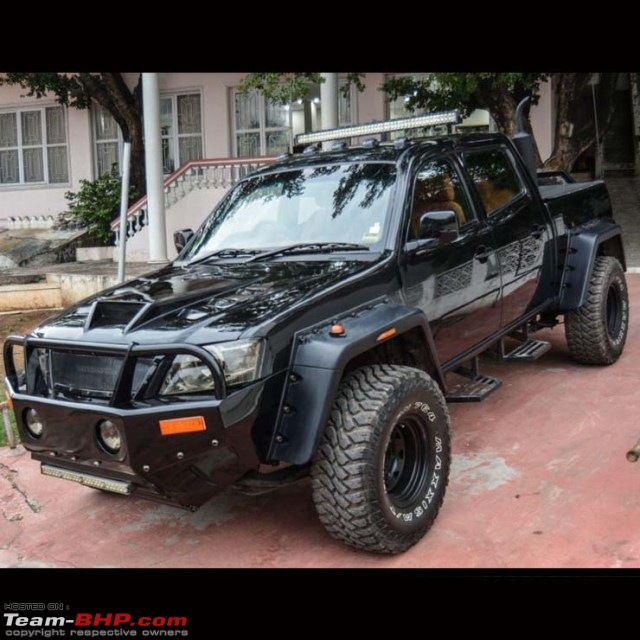 Tata Xenon XT 2010-2.jpg