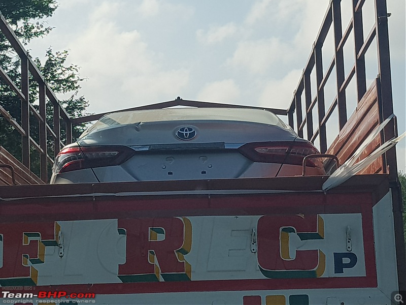 Next-gen Toyota Camry spotted testing in India EDIT: Launched at Rs. 36.95 lakhs-20181103_092249.jpg