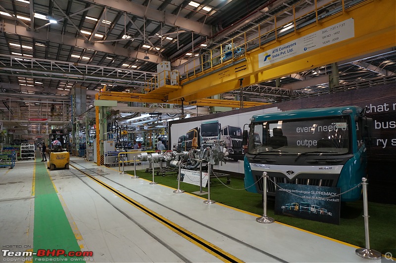 Mahindra Logistics : An insight into automotive logistics at a car factory-3.jpg