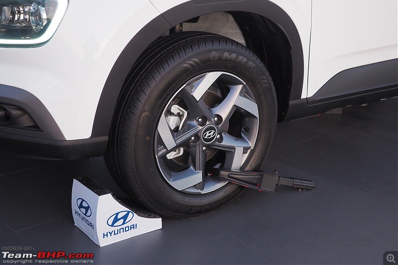 Hyundai Venue : Official Preview. EDIT: Launched @ 6.5 lakhs-p4180857.jpg